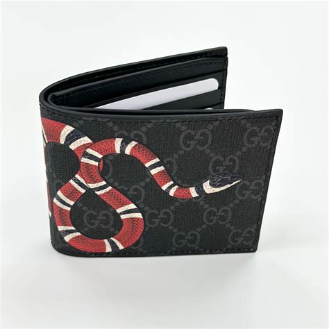 Portafoglio Gucci Kingsnake GG Supreme (8 taske) nero 